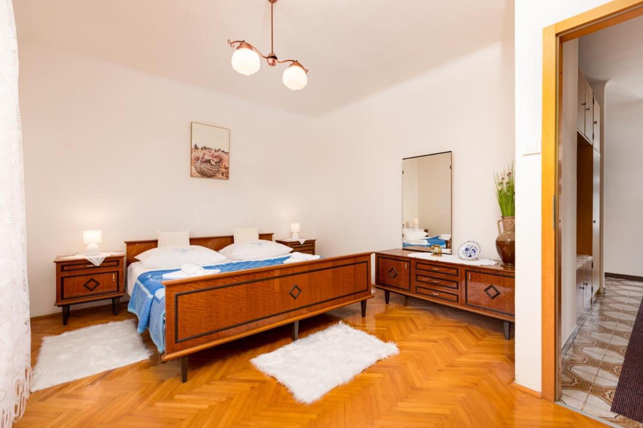 Apartman Tena Punat Exteriér fotografie