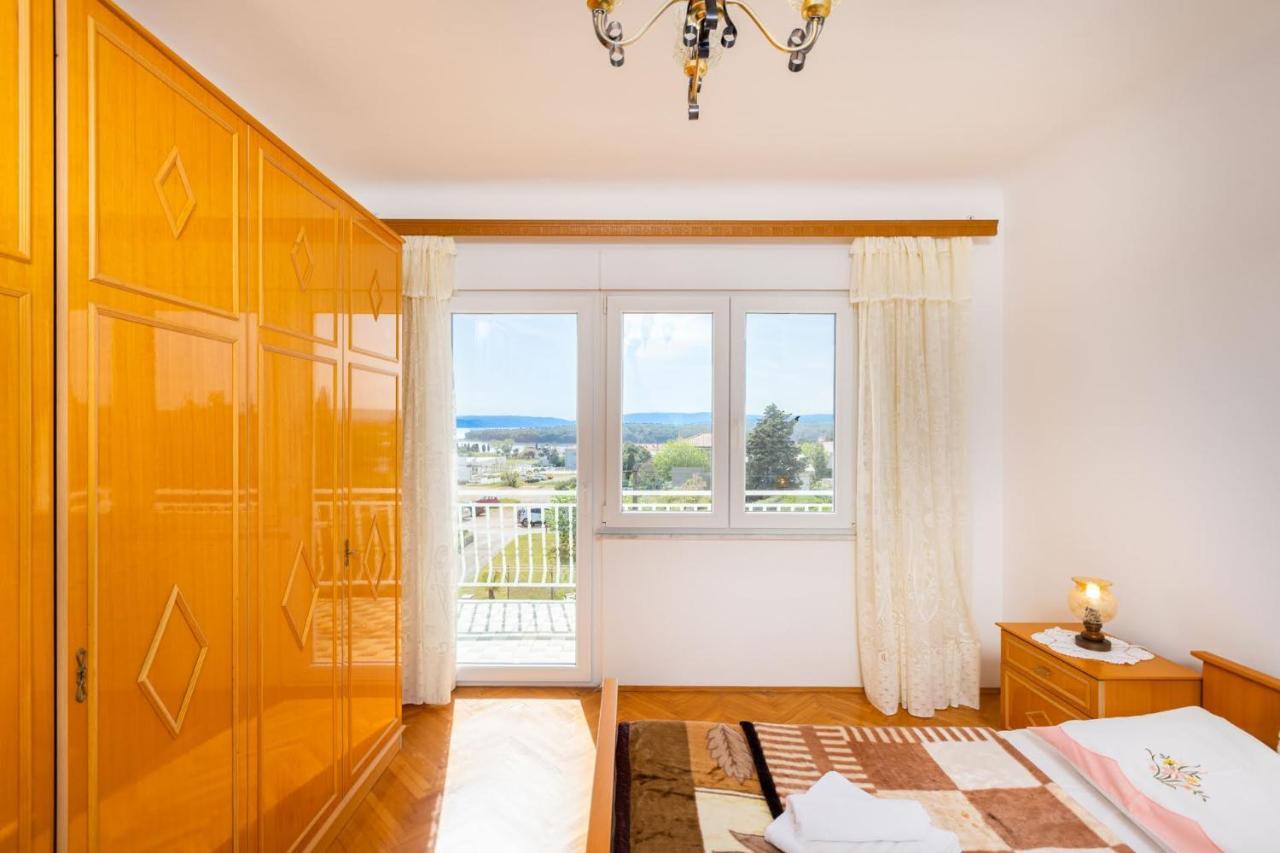 Apartman Tena Punat Exteriér fotografie